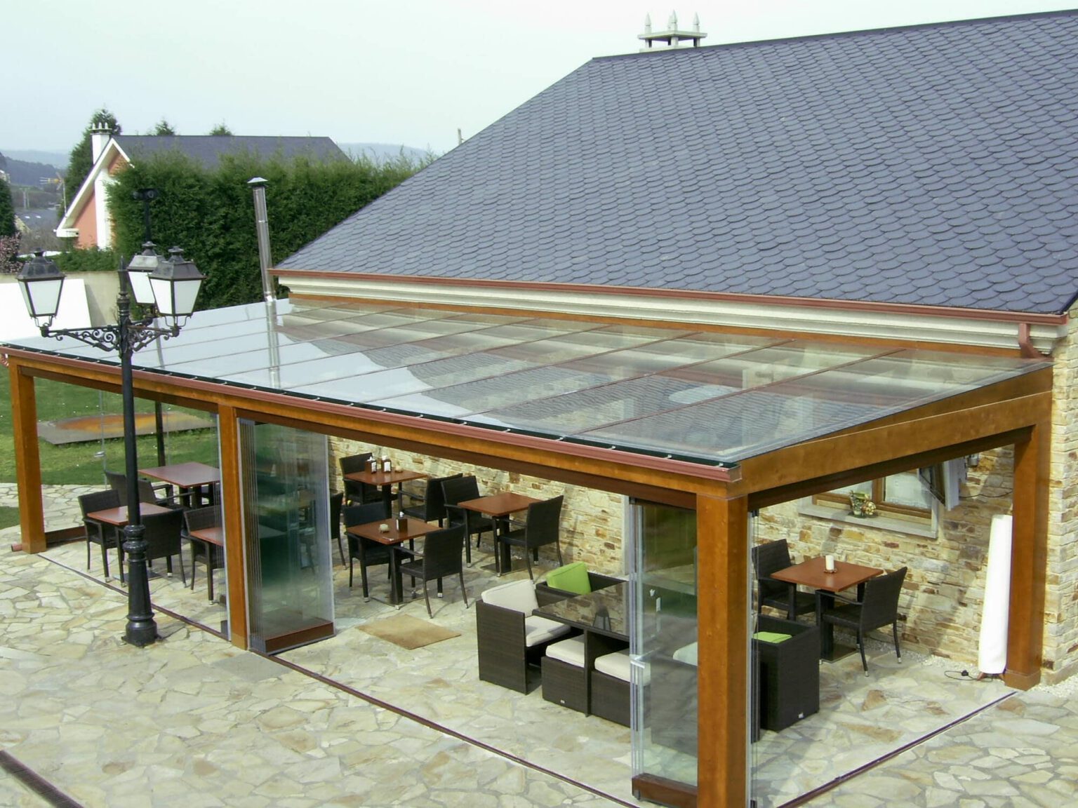 Acristalamiento para terraza en Casa Rural Fox
